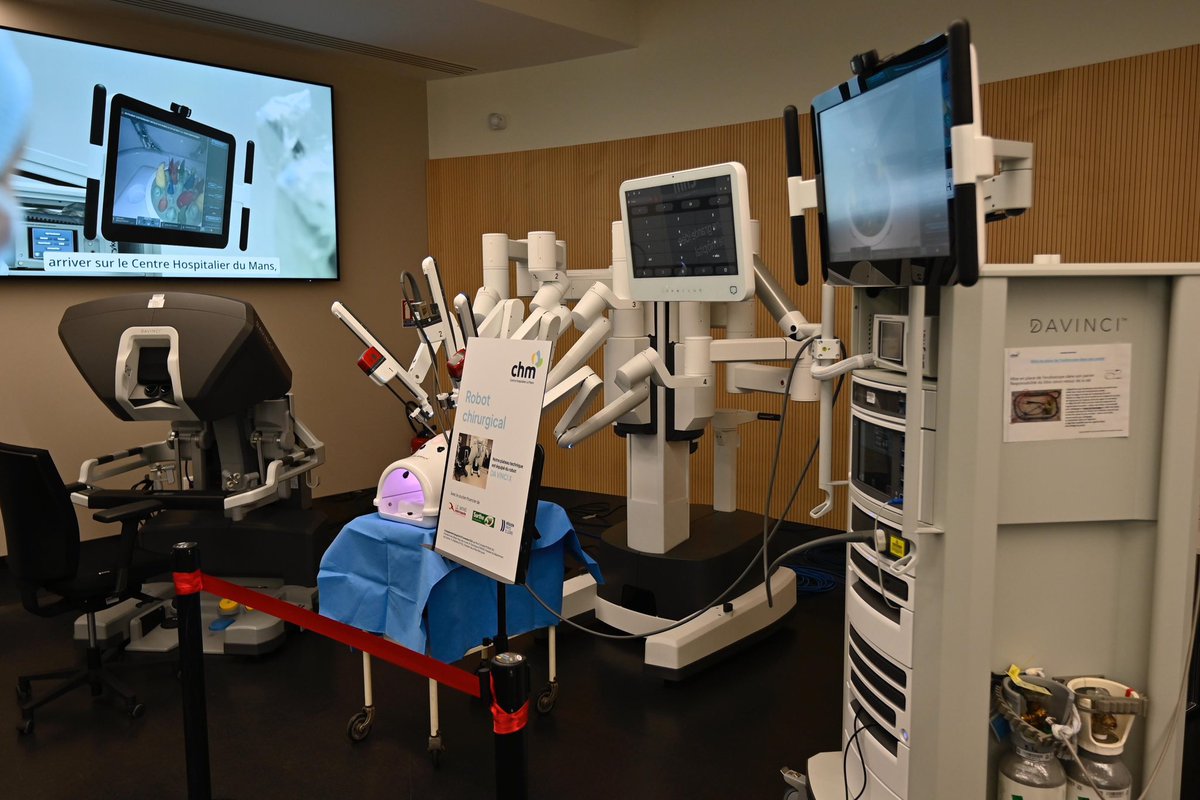 🔵 Inauguration du Robot chirurgical « DA Vinci X » au <a href="/CHLeMans/">Centre Hospitalier du Mans</a> 
Une technologie de pointe au services des patients, des professionnels et du territoire.
➡️La région des Pays de la Loire  a soutenu  à hauteur de 385 000 euros.
<a href="/C_MORANCAIS/">Christelle MORANÇAIS</a>