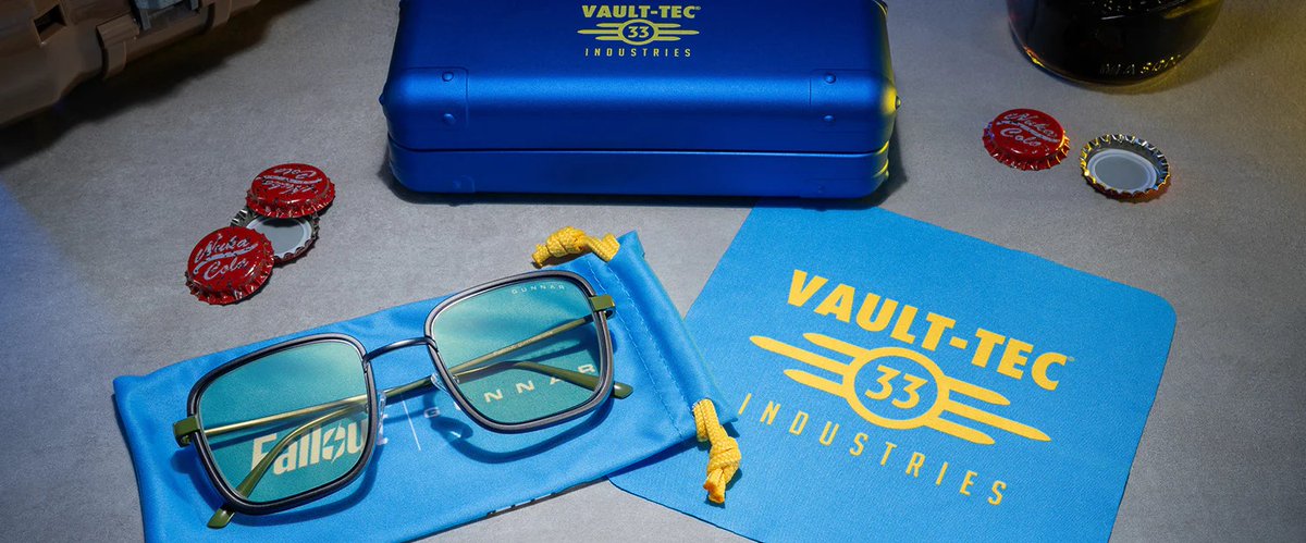FoxOnGames's tweet image. 🚀🎮 Get your game on this #BlackFriday with these epic picks! Vault-Tec glasses, @TMThrustmaster  #controllers, and @Sony 's Pulse Elite headphones are just the beginning. Treat yourself or a fellow gamer to the coolest gear around! #BlackFridayDeals 

pdst.fm/e/chrt.fm/trac…