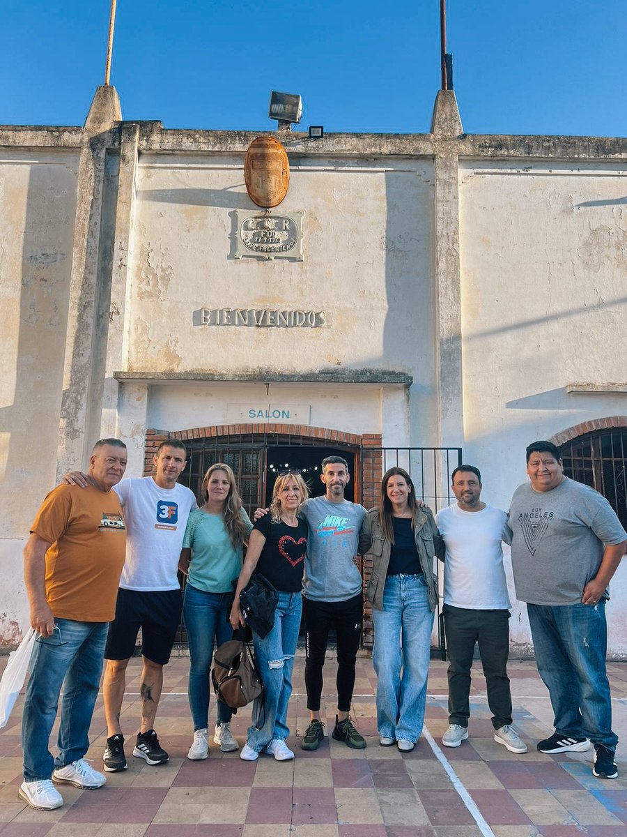 danyreich's tweet photo. Un legado que une desde 1939 🧑🧒🧒
El Centro Cultural José Ingenieros es un espacio que conecta la creatividad y la diversidad ofreciendo gran variedad de actividades🏐💪🏼
¡Gracias por construir este espacio con tanto amor y fortalecer lazos en el barrio de #JoseIngenieros! https://t.co/RBa5D4RwLa