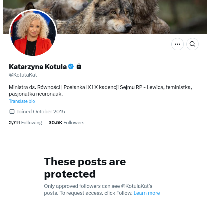 najpierw zbanowała pół twittera za pytania o zrównanie wieku emerytalnego, a teraz zamknęła swój profil dla osób, których nie obserwuje.

płacimy jej około 20 tys. miesięcznie

demokratka pełną gębą.