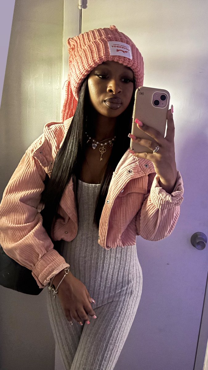 LaWandaNicole__'s tweet photo. 🎀 https://t.co/msg72Av2sp
