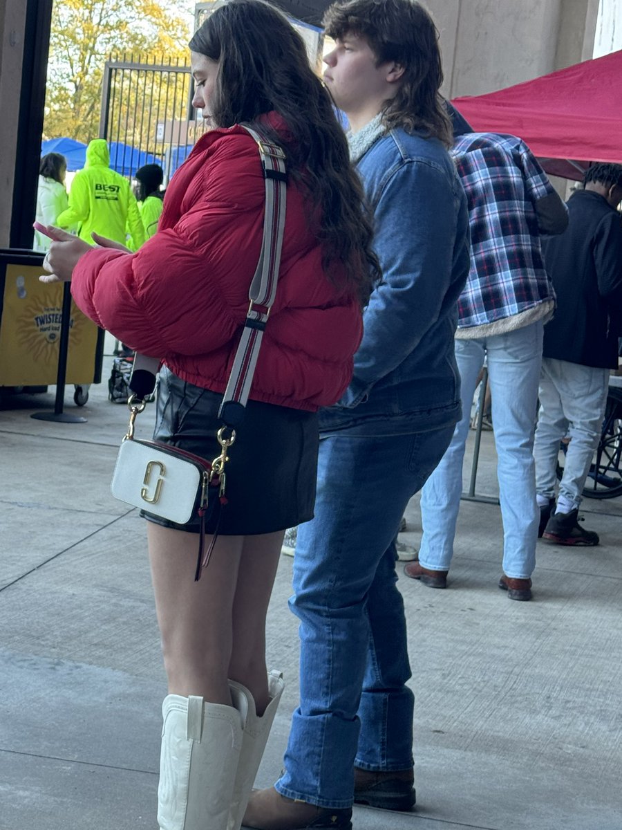 Armando Gaycot tweet media