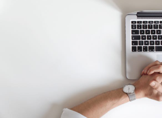 finallysocialwa's tweet image. What is #digitalPR and how can you develop an #effectivestrategy ? 

zurl.co/UfX8

#FinallySocial #ErinAlexander #RealEstateMarketing #InternetMarketing #Branding #Website #FinallyStudio #FinallyOnline