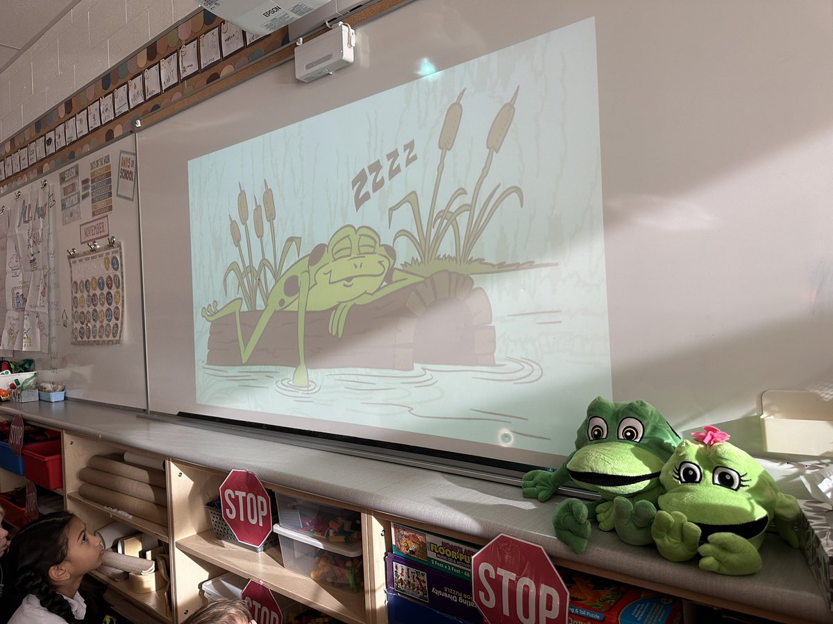 I feel like Kelso on this cold, windy day! 🥶😴