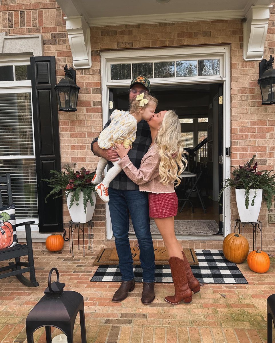 Thankful for this family of mine ❤️✨🇺🇸