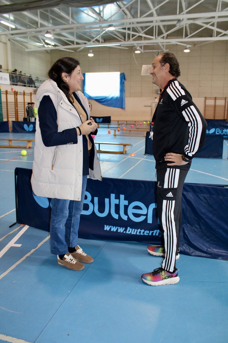 beajimenez2023's tweet image. 🏐Unos 450 niños se han dado cita hoy en el CEIP Ciudad Encantada para jugar a su deporte favorito, el datchball.

🏆Se trata de un campeonato entre centros que se ha llevado a cabo de la mano del director del centro @jaime_jrg787