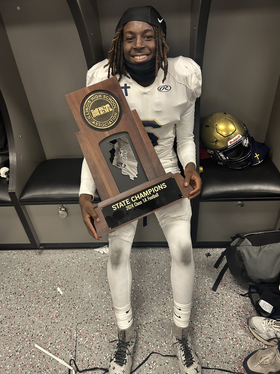 Jayden βThe Dukeβ‘οΈβ Ellington (@ellingtonjayden) on Twitter photo My goal was to bring this trophy back to Belleville, IL. Lord I thank you. My family, coaches, teammates, friends & fans, I thank you yall. #618 we did it. <a href="/AlthoffFootball/">Althoff Catholic Football</a> My goal was to bring this trophy back to Belleville, IL. Lord I thank you. My family, coaches, teammates, friends & fans, I thank you yall. #618 we did it. <a href="/AlthoffFootball/">Althoff Catholic Football</a>