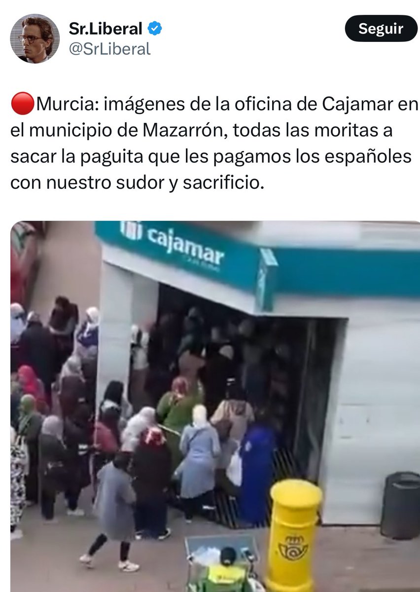 Esas mujeres van a cobrar la paga al banco a final de mes después de echar 10 y 12 horas al día en los invernaderos de Mazarrón y en los almacenes. Y tú eres un sunnormal racista que no tiene ni puta idea de lo que es Murcia