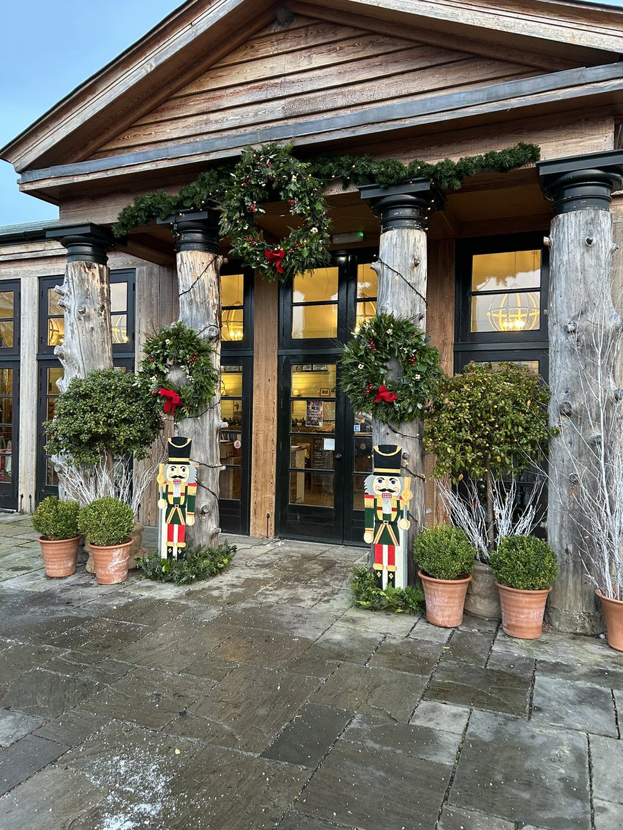 Zara Gordon Lennox tweet media