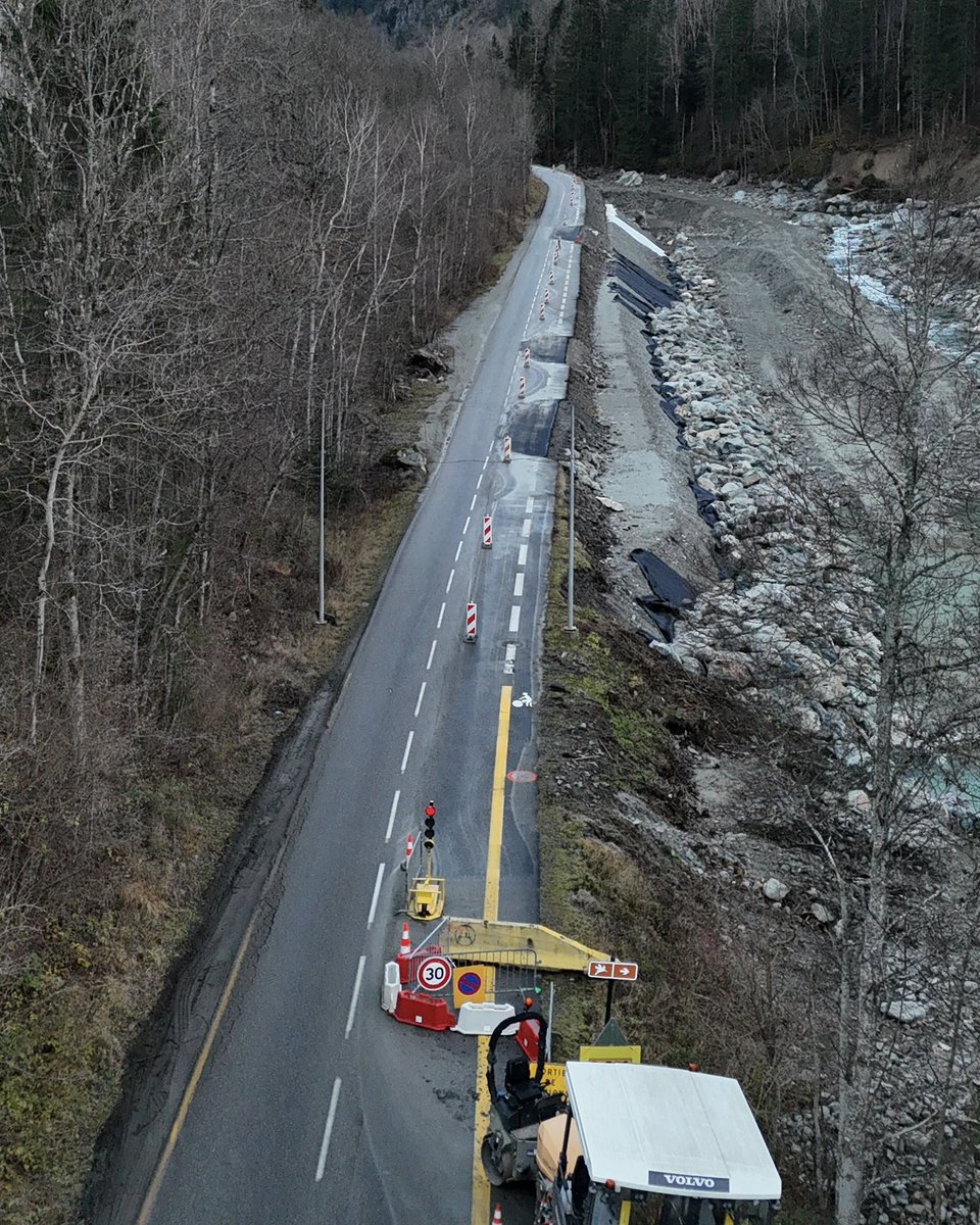 Bonne nouvelle pour l’Oisans et les 2 Alpes : la RD530 rouvre à tous dès ce soir jusqu’à Venosc, avec quelques jours d’avance ! Merci à Bernard Perazio et aux agents mobilisées après les dégâts de la crue torrentielle du Vénéon.