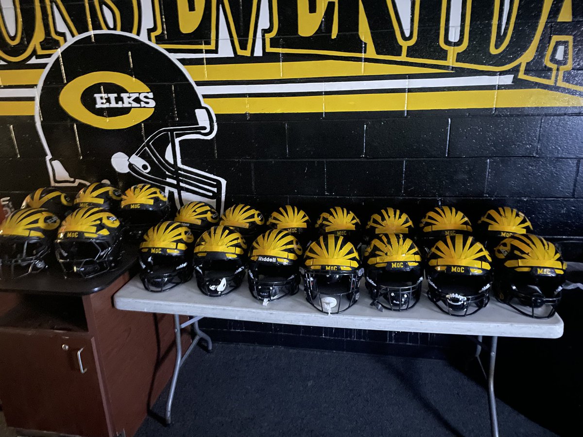 centerville elks football helmet Ready. #HEATT #MoC