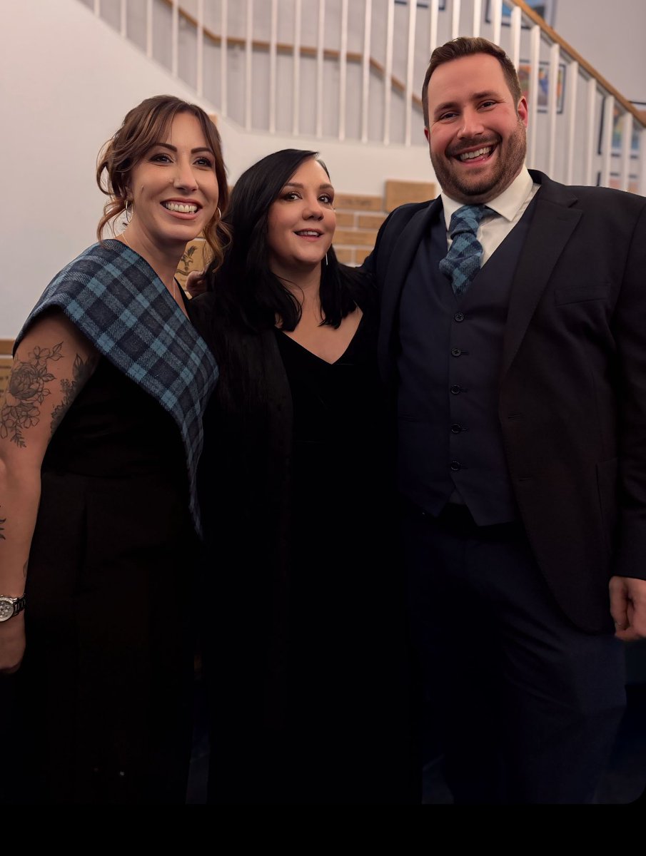 Not one but two Queen’s Nurse awarded the title last night for Midlothian HSCP at #QNISawards  <a href="/MidlothianHSCP/">Midlothian Health & Social Care Partnership</a> <a href="/QNI_Scotland/">QNIS</a> @KarenDarroch4 <a href="/ryangeebell/">Ryan Bell</a>