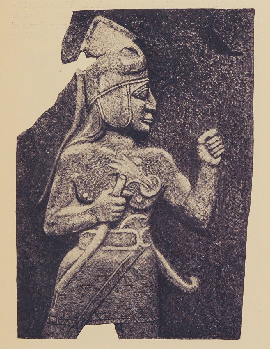 Esintype's tweet photo. @PIELexicon This is also noteworthy for being one of the 3 inscriptions mentioning the land of “Lukka” and for the logogram 160 VITIS.

An info not found elsewhere, the sign 507 on block VI is an axe-head, and it should be noted that it “may” be a variant of the 473 &amp; 474 signs. #Anatolithic https://t.co/j7lI181SAM