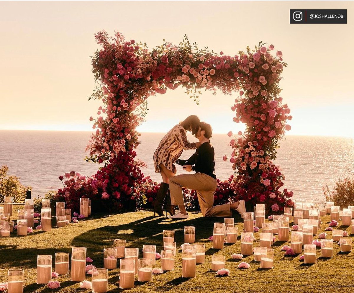 Buffalo Bills (@buffalobills) on Twitter photo β€οΈπβ€οΈπ
Congratulations to <a href="/JoshAllenQB/">Josh Allen</a> and <a href="/HaileeSteinfeld/">Hailee Steinfeld</a> on their engagement!! β€οΈπβ€οΈπ
Congratulations to <a href="/JoshAllenQB/">Josh Allen</a> and <a href="/HaileeSteinfeld/">Hailee Steinfeld</a> on their engagement!!