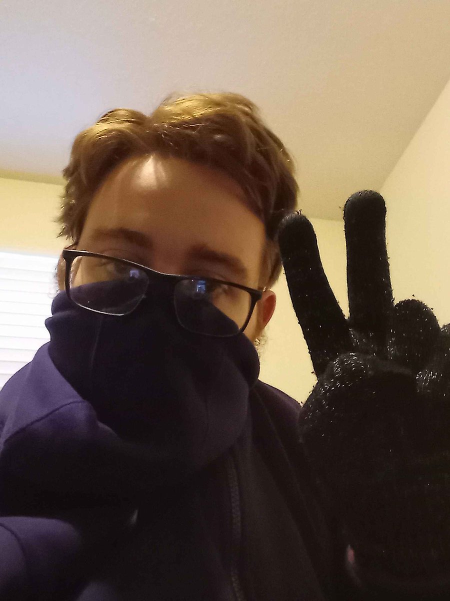 GassyLuke69's tweet photo. Before I leave though, here's that gift: The face reveal of the Mastermind behind my characters, pictures, and animations

Stay strong, Lovelies! 💜 https://t.co/dPxPeNkyXt