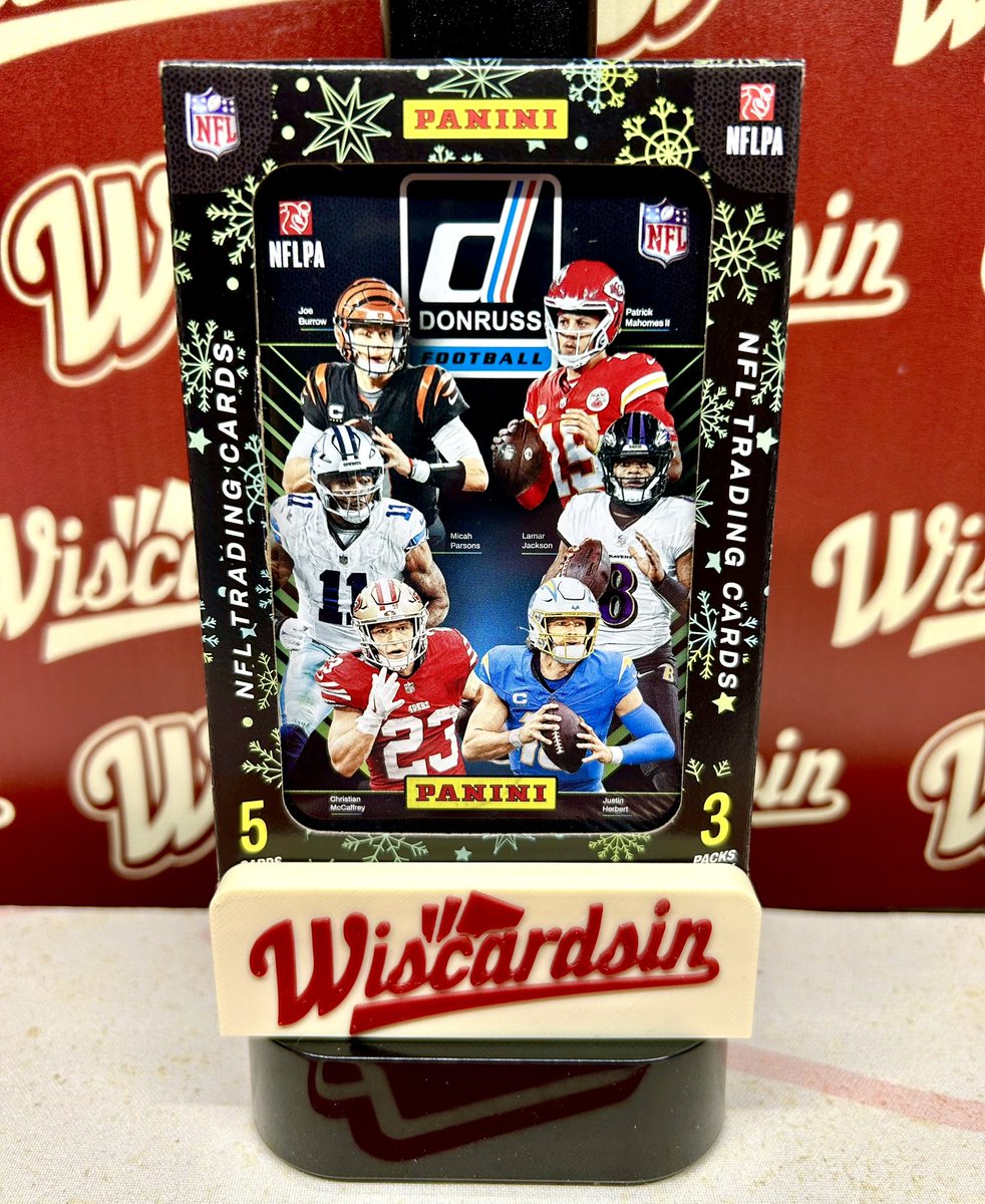 OnWiscardsin's tweet image. 🚨 BLACK FRIDAY GIVEAWAY 🚨

For your chance to win this Donruss 🏈 Winter Tin, simply follow us and REPOST this!