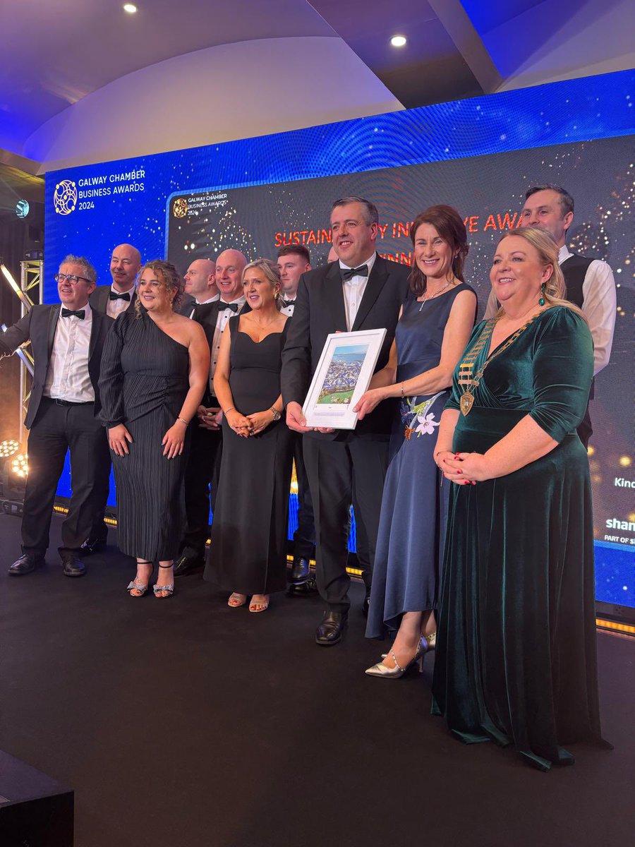 The Shannon Airport Group (@snnairportgroup) on Twitter photo Congratulations to <a href="/citybin/">The City Bin Co.</a> who won the Sustainability Initiative Award, which we proudly sponsored.
<a href="/GalwayChamber/">Galway Chamber</a> #GCBizAwards Congratulations to <a href="/citybin/">The City Bin Co.</a> who won the Sustainability Initiative Award, which we proudly sponsored.
<a href="/GalwayChamber/">Galway Chamber</a> #GCBizAwards