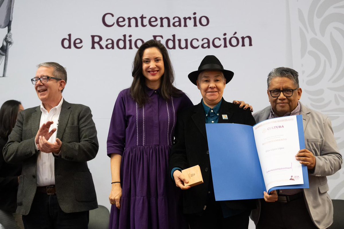 -<a href="/RadioEducacion/">Radio Educación</a>, la primera emisora cultural y educativa de México, conmemora su centenario, reafirmando su lugar como referente en los medios públicos de comunicación. La Secretaría de Cultura del <a href="/GobiernoMX/">Gobierno de México</a> celebra y agradece el esfuerzo y desempeño de las personas que