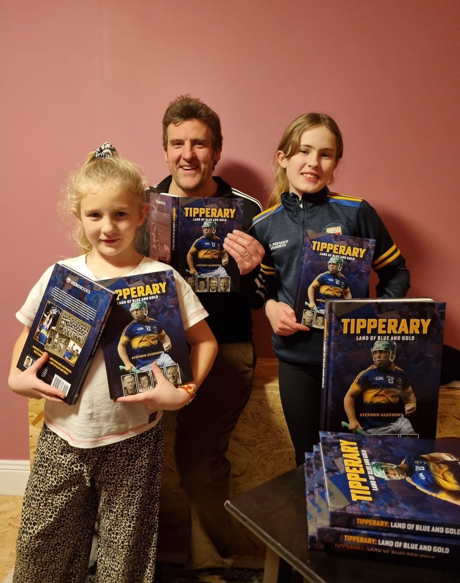 Great fun unwrapping 'Tipperary - Land of Blue &amp; Gold' this evening!  📚 new book features Bobby, Nicky, Bubbles, Donie Nealon, Timmy Floyd, Paddy Leahy, Mick Roche, Dillon Quirke &amp; insightful supporters contributions from Kevin Hanly, Babs, Niall Quinn &amp; more 🙌 #hurling