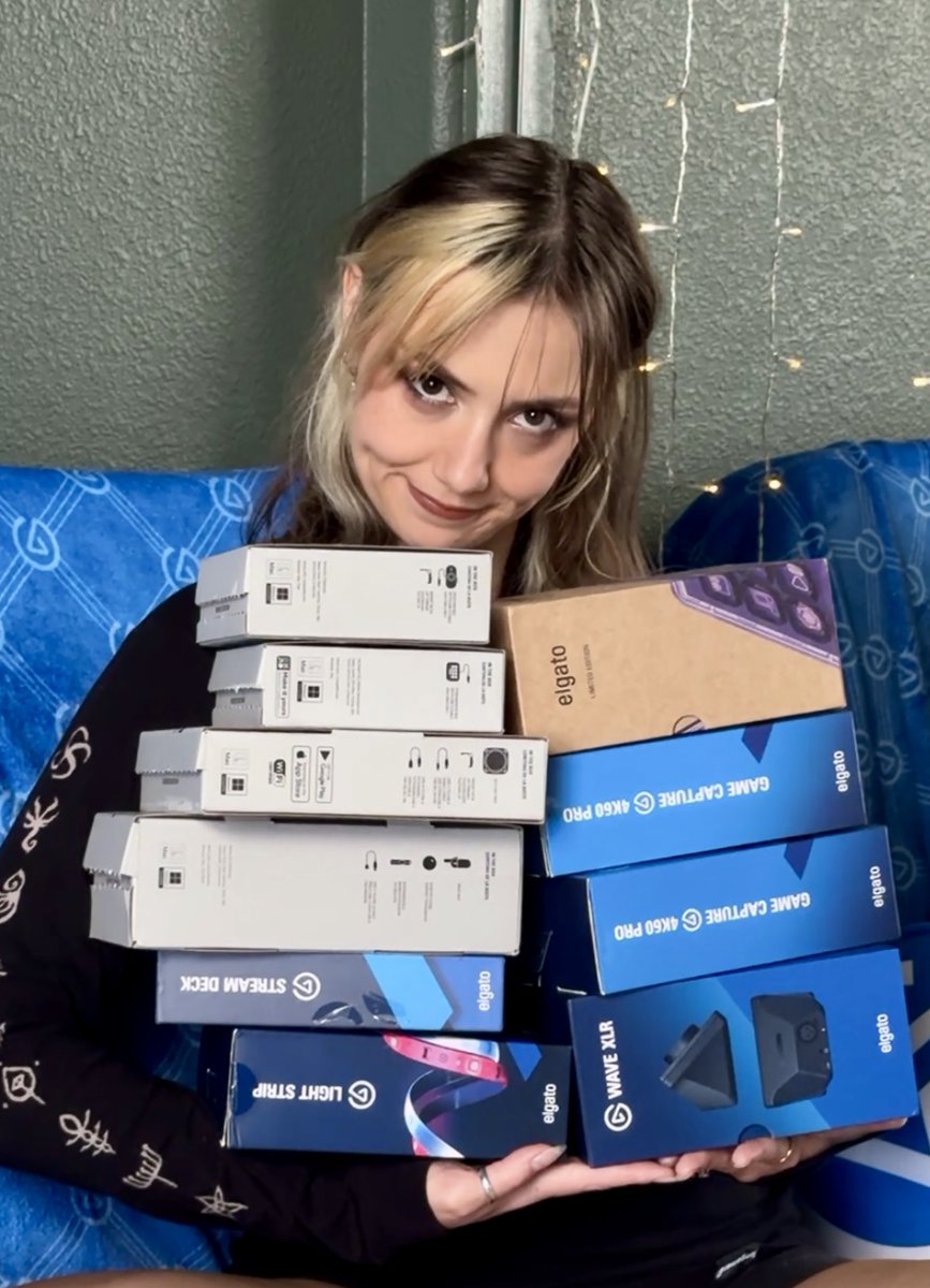 you too can become a box goblin (and get some sweet
<a href="/elgato/">Elgato</a> gear) for up to 30% off with Elgato's AMAZING Black Friday deals across so many different goodies!!! get on that right now or else!!!! 😈

💙 elgato.sjv.io/ejpblackfri 💙

#ElgatoPartner #ad