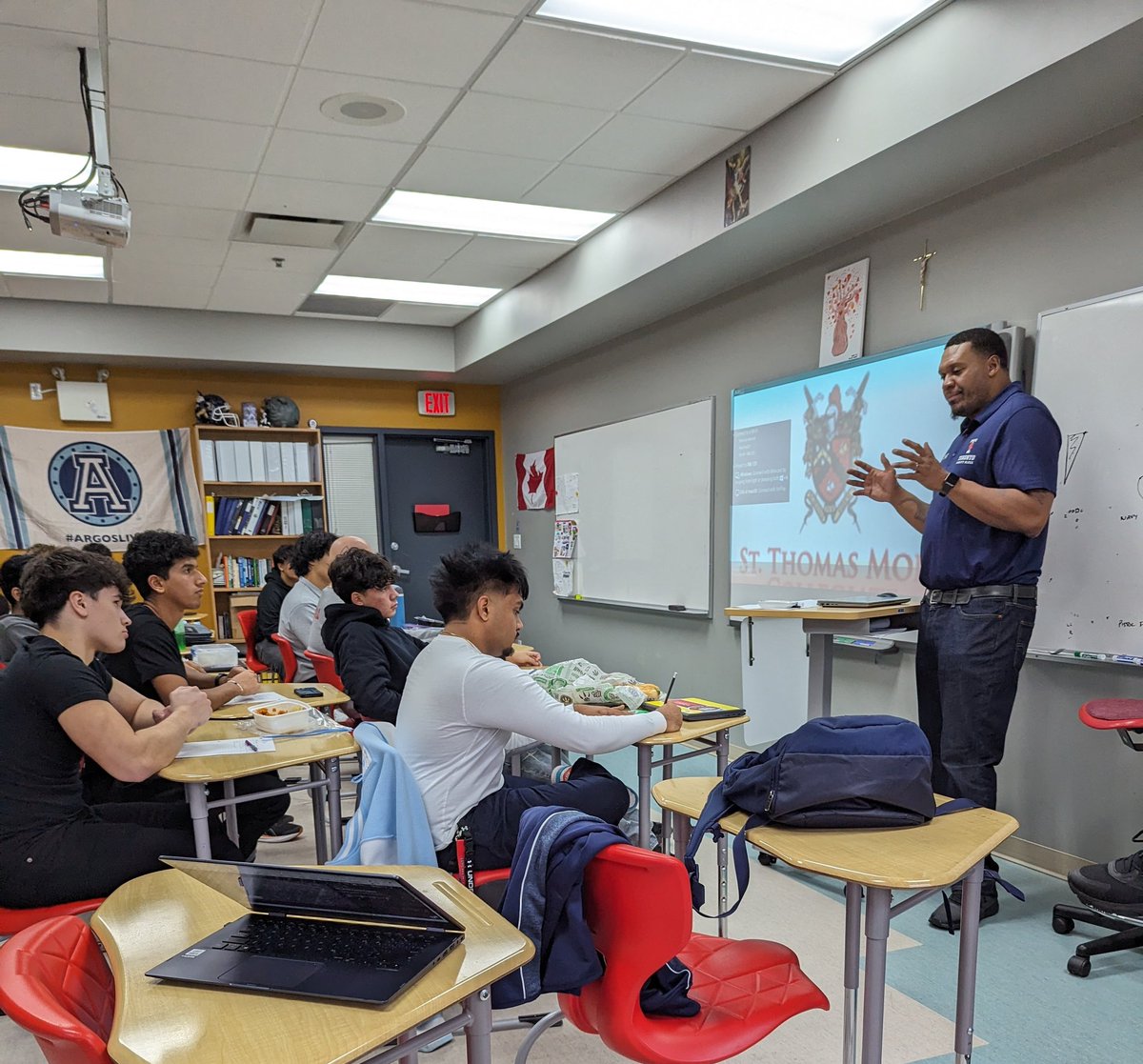 Carlo Trentadue (@coachthirtytwo) on Twitter photo Big thanks to <a href="/UofTBluesFB/">Varsity Blues Football</a> Coach DA & <a href="/MullyFootball/">Bob Mullen</a> for making their way across the nation to speak to our <a href="/stmcfootball/">STM Knights Football</a> boys on what it takes to be a #VarsityBlue. Glad our guys got this opportunity 🏈 Big thanks to <a href="/UofTBluesFB/">Varsity Blues Football</a> Coach DA & <a href="/MullyFootball/">Bob Mullen</a> for making their way across the nation to speak to our <a href="/stmcfootball/">STM Knights Football</a> boys on what it takes to be a #VarsityBlue. Glad our guys got this opportunity 🏈