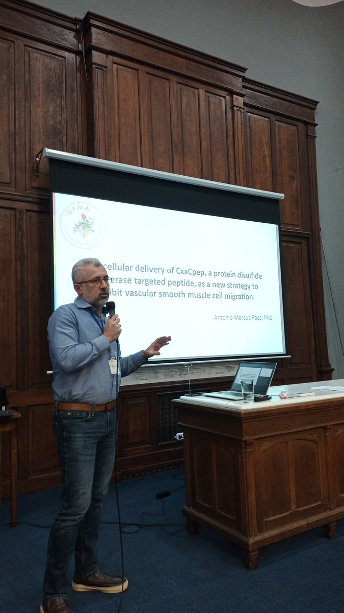 atrostchansky's tweet photo. Ya noa comenzamos a preparar para la próxima semana de prácticos que permitirá plasmar en la bancada todo lo aprendido. Gracias los invitados extranjeros @DrEMBahnson @marcus_paes Eduardo Fuentes y Sophie Maiochi https://t.co/y9Yt3MKO8Q