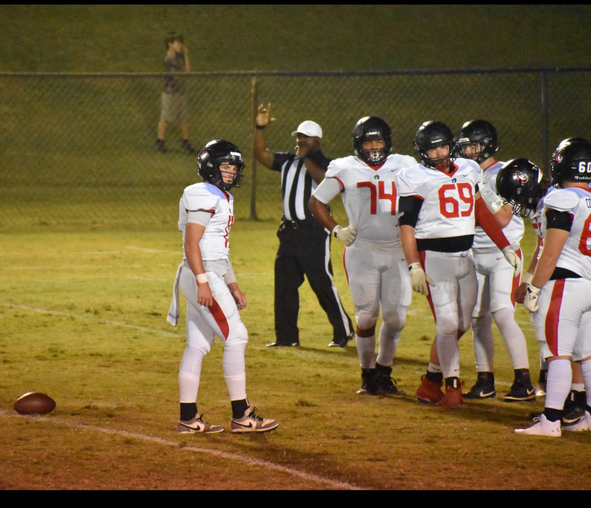And it’s a wrap. Senior stats/ passing yards-1587 YD 77/115/rushing-1009 YD/30 TDS !!