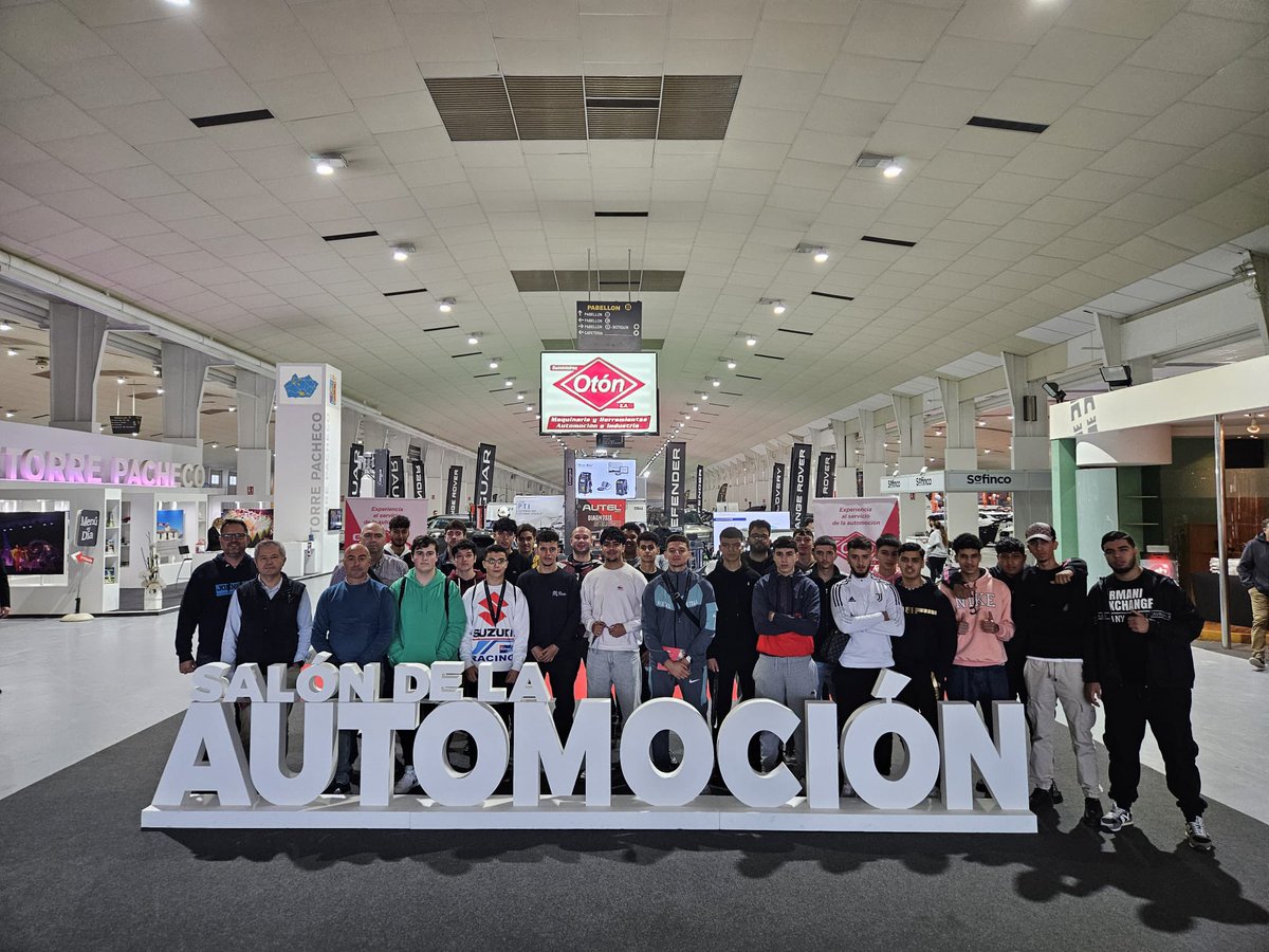 *VISITA FERIA AUTOMOCION  E INDYSTRIAS AFINES*
Hoy los alumnos y profesorado de electromecánica y Carrocería hemos visitado la feria de la automoción en el recinto Ferial Ifepa de Torre Pacheco.
#cifppolirecnicocartagena #llegarasalto #todofp #autoherramientasoton #ifepa