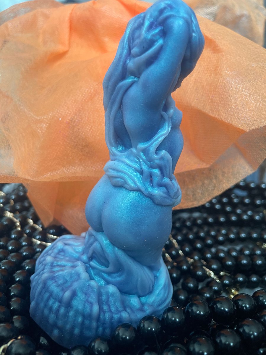 Lust Arts tweet media