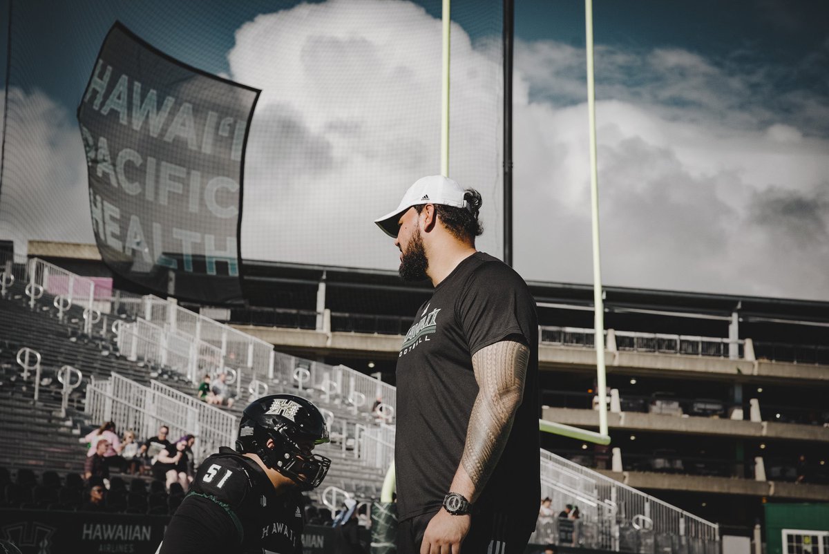 Last game of the szn for our seniors. Let’s fill TC Ching and send these boys off the right way!

Where’s the next warrior who will add value out the gate? Transfer, Juco or HS the tape don’t lie. We are looking and we will find you💯 #GoBows