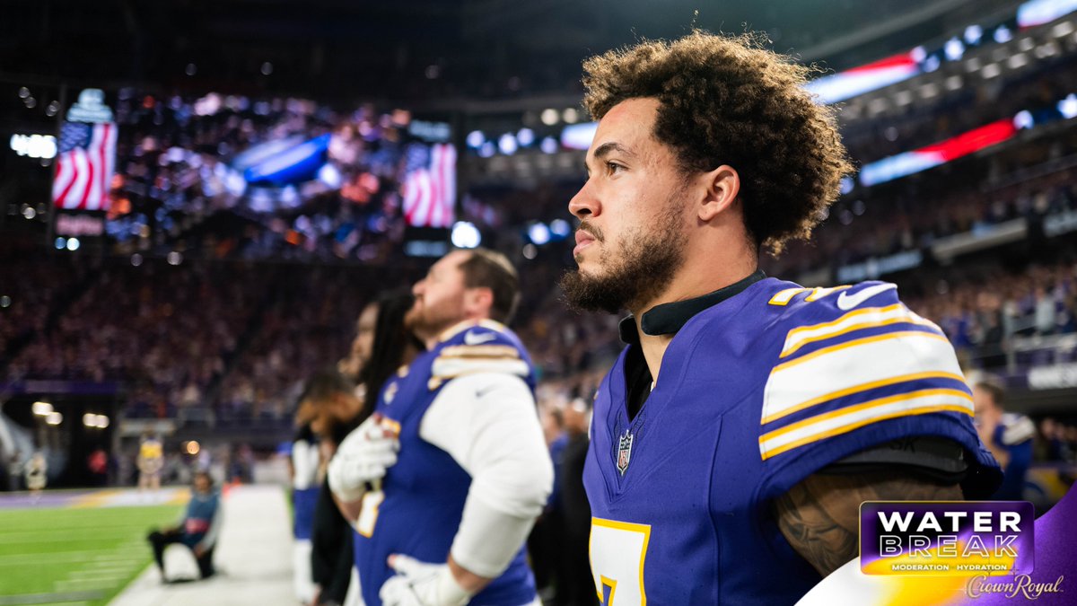 Minnesota Vikings (@vikings) on Twitter photo He grew up in Arizona.
He was drafted by Arizona.
For the first time in his NFL career, <a href="/byronmurphy/">Byron Murphy JR</a> will go up against his hometown team.
📰: mnvkn.gs/4fPz8xg He grew up in Arizona.
He was drafted by Arizona.
For the first time in his NFL career, <a href="/byronmurphy/">Byron Murphy JR</a> will go up against his hometown team.
📰: mnvkn.gs/4fPz8xg