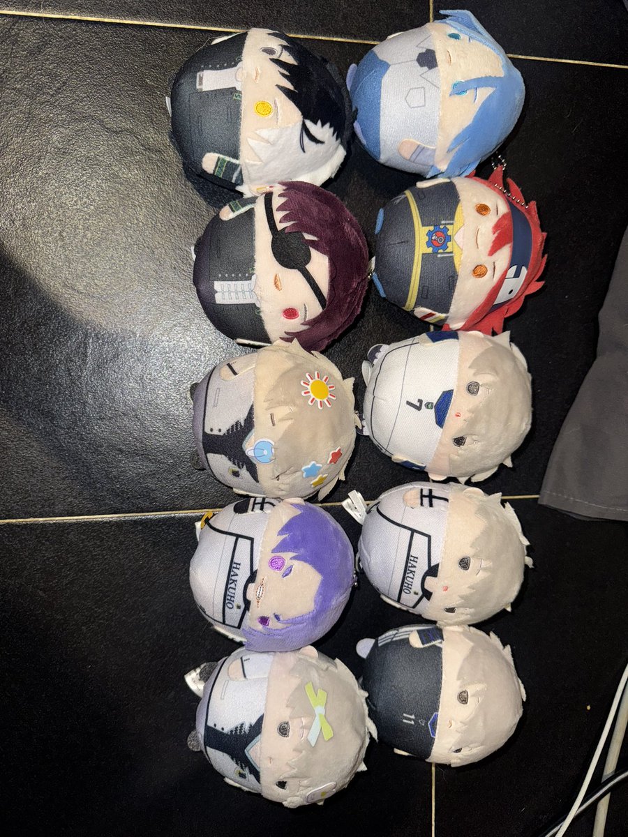 SHIKIMORI180347's tweet photo. กองเหมาฟุวะ 5500 บาท ทุกตัวเป็นมือสอง ตัวเปล่า สอบถามได้ครับ #ตลาดนัดคุกฟ้า #ตลาดนัดsk8  #ตลาดนัดนักเลงลม https://t.co/obzGMtLO6a