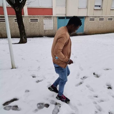 TomanhMelvin's tweet photo. #NewProfilePic https://t.co/vbJ4r6Ji8R