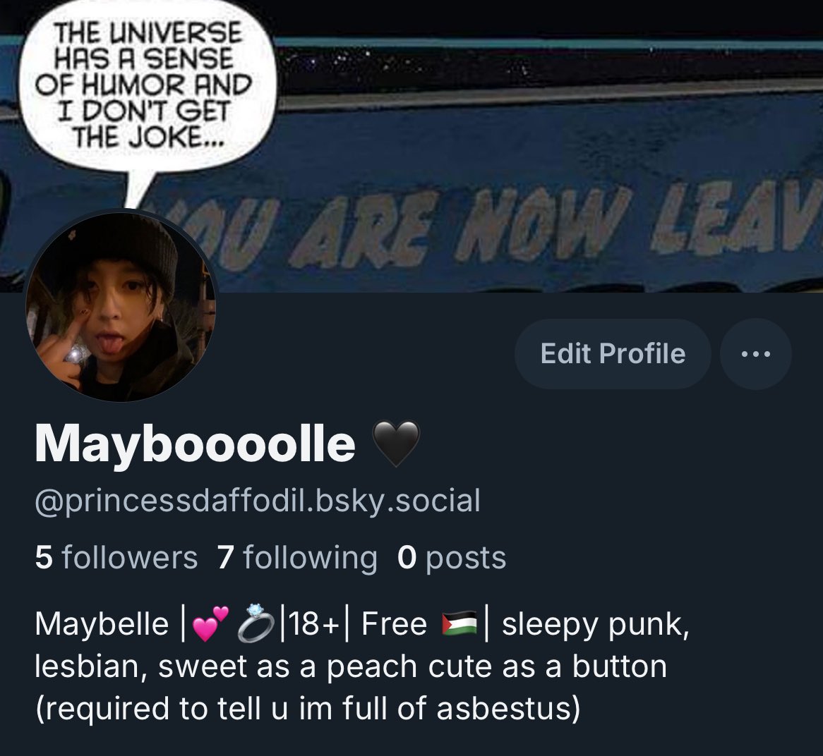 MayBoolle's tweet photo. Fuck it follow me here https://t.co/pfEEsdEe6M