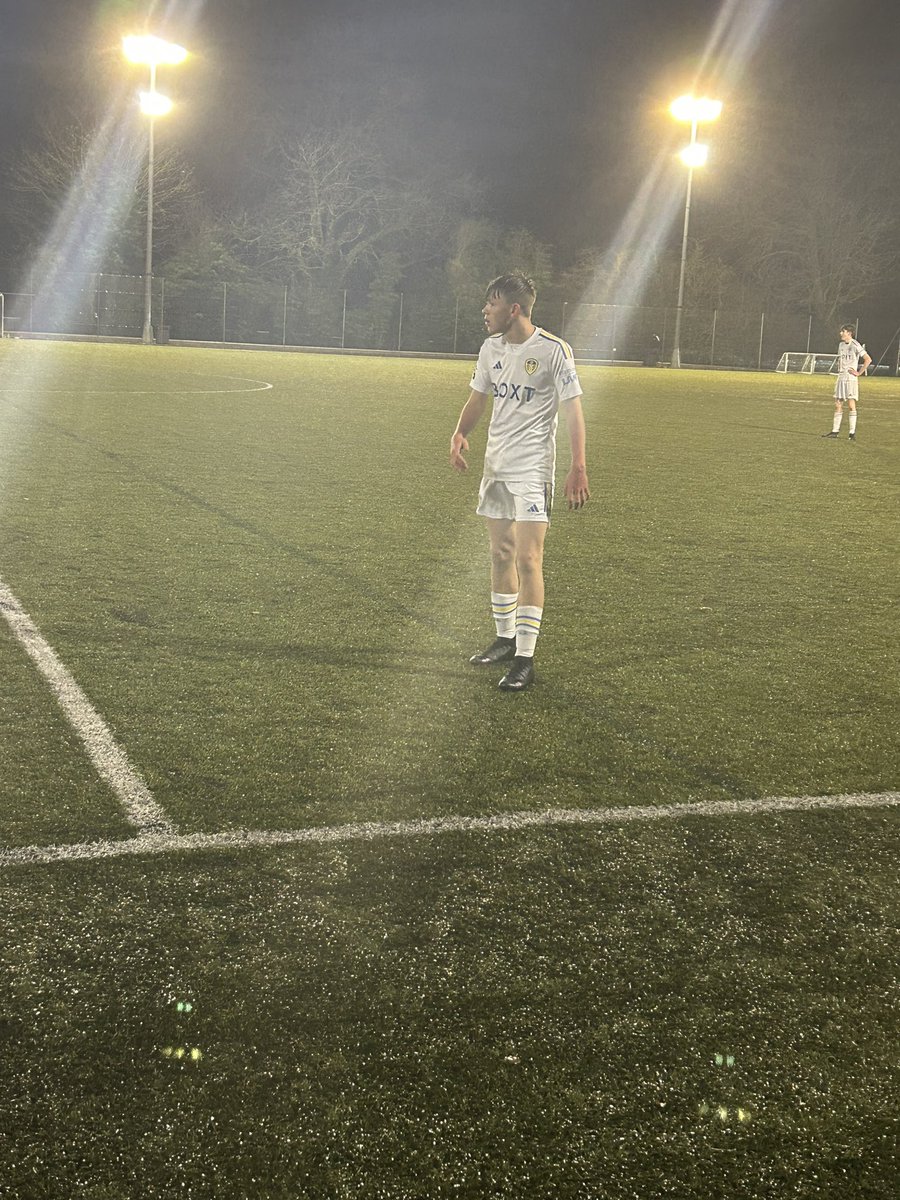 jodexley's tweet photo. keep working hard son #lufc#breakthrough-squad https://t.co/6r9uUkHmV1