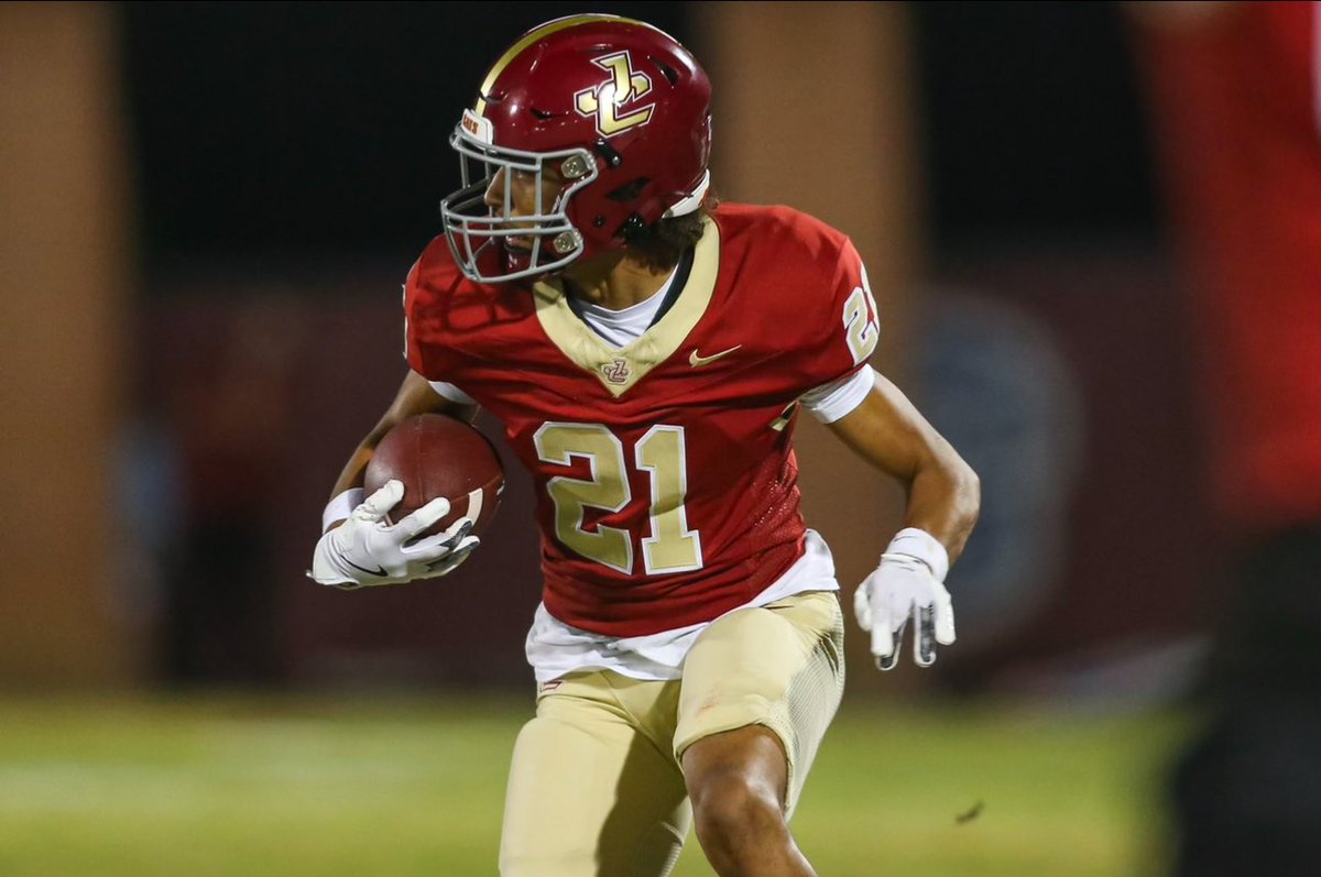 Freshman Season Highlights!!

hudl.com/v/2R39GW