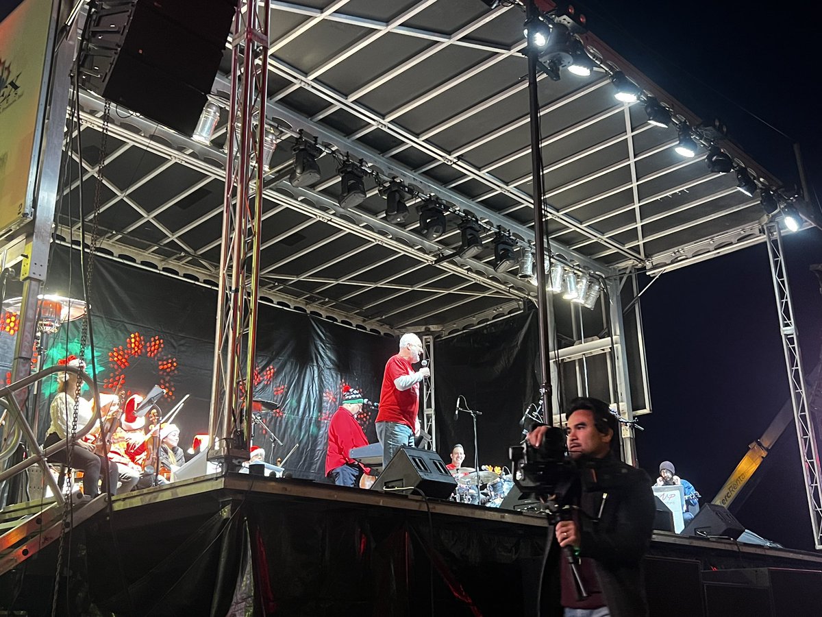 MaconBibbCounty's tweet photo. “It’s a SPECTACULAR day in Macon-Bibb County!” - Mayor Miller

Come downtown and check out the Macon Christmas Light Extravaganza!! https://t.co/I6FIJYXTwK