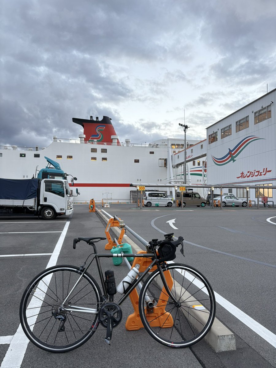 tk4221's tweet photo. 今日はしまなみ海道サイクリングしてきます♪ https://t.co/fqW4UB6yre