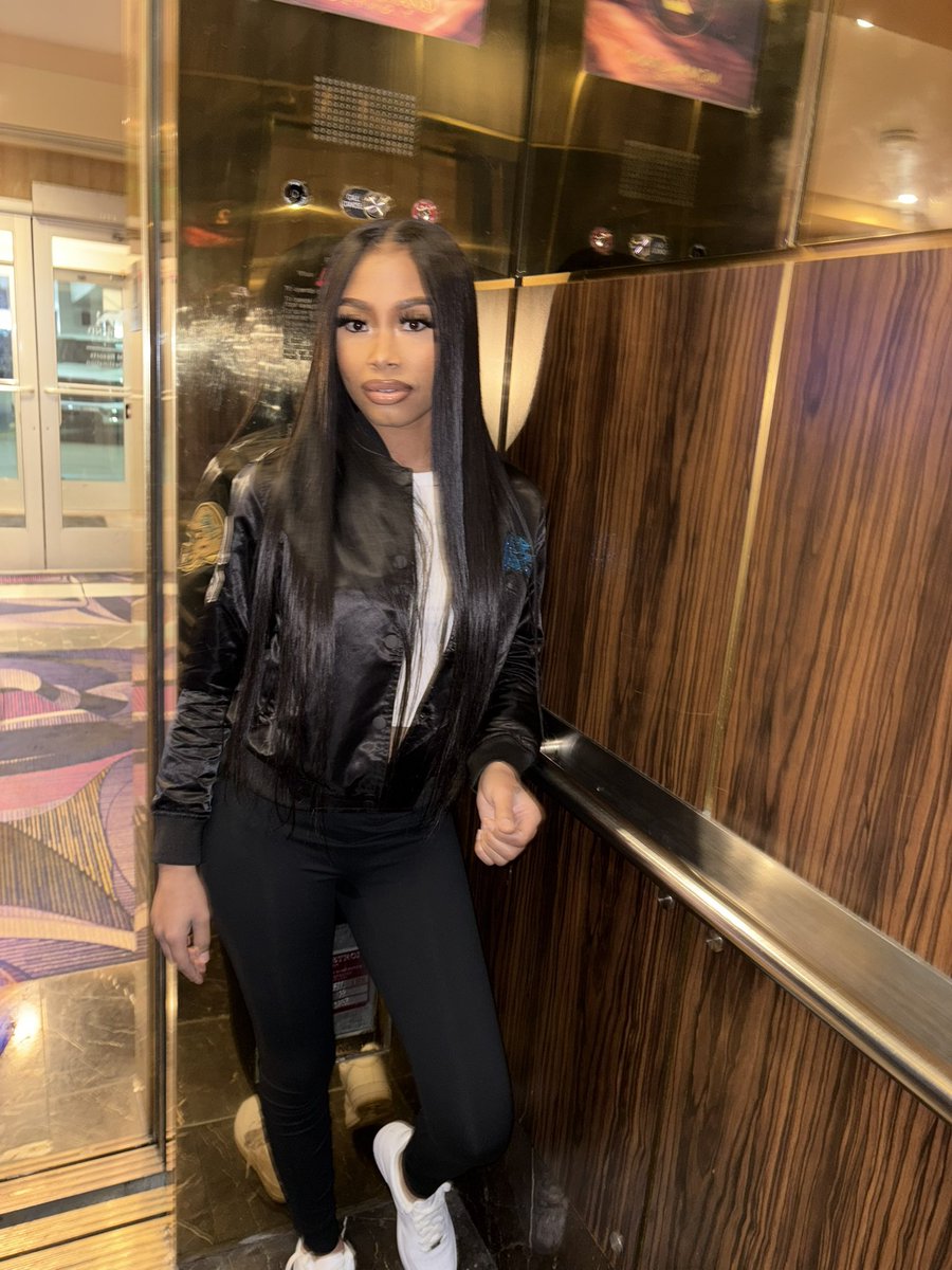 Adoreariee's tweet photo. I never post on here 😍 https://t.co/uFqfaFj5Qt