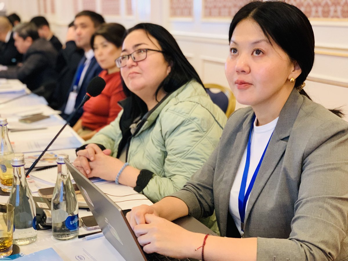 un_kyrgyzstan's tweet photo. 🇺🇸🇺🇳🇰🇬 .@UNODC_ROCA kicked off a conference marking the culmination of #JTIP project, funded by @StateDept aimed at improving victim-centered investigations & prosecutions in 🇰🇬. Conference brought together over 4️⃣0️⃣ key stakeholders to tackle #TIP .
@oliverstolpe @AntjeGrawe https://t.co/sUcU9ngHOI