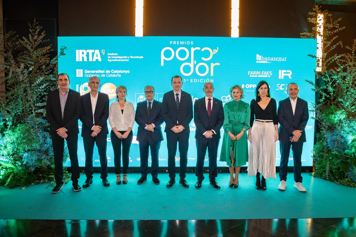 Quan un país té un sector competent, amb passió i que se sent orgullós, és imparable. Avui guanya tot el sector agroalimentari. 

Assistim a la 31a edició dels #PorcDor d’<a href="/irtacat/">IRTA</a> a Saragossa.  

Enhorabona a totes i tots els premiats, sou referents!