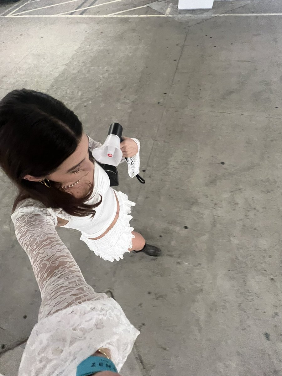 jacqueline tweet media