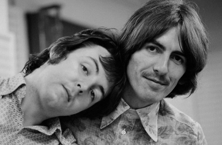 FabPaulFacts42's tweet photo. Remembering #GeorgeHarrison today. He is so loved and missed. 💔@PaulMcCartney #TheBeatles #GeorgeHarrisonDay https://t.co/21H15y8XEG