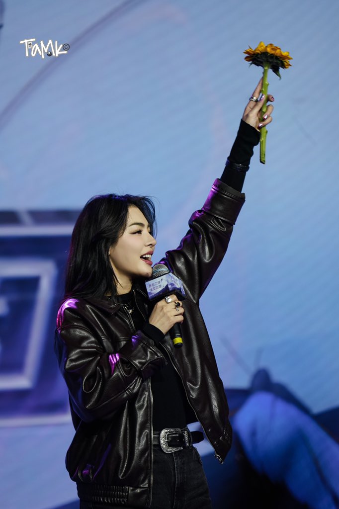 kasontam0k's tweet photo. omg🥵🥵🥵

FAYEYOKO FUZHOU FAN
#FayeYokoFMFuzhou
#FayeYoko #FayePeraya https://t.co/yZ7fNmol05