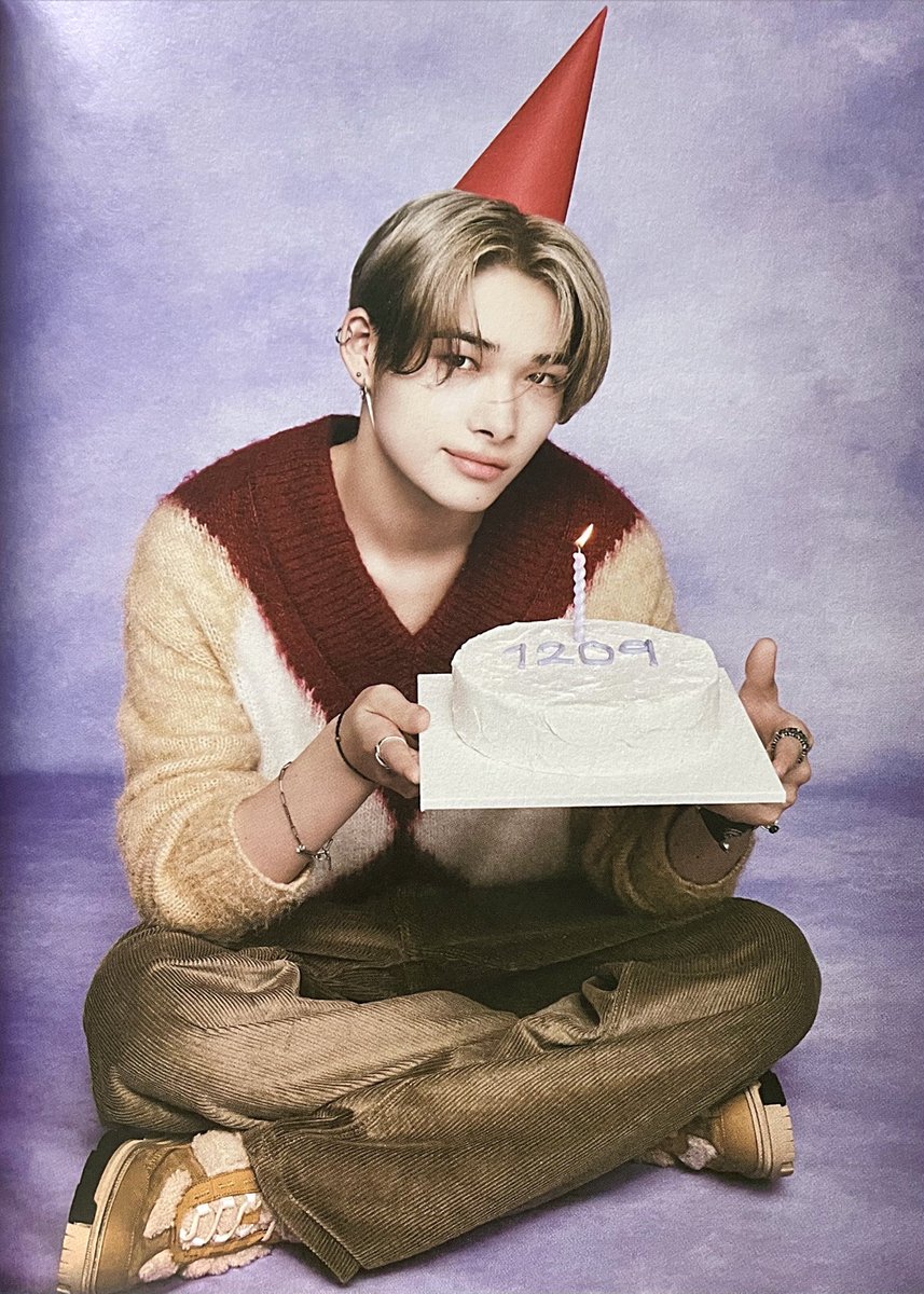 myfavniki's tweet photo. 🐥🎂🩷 https://t.co/ubqFyGctCZ
