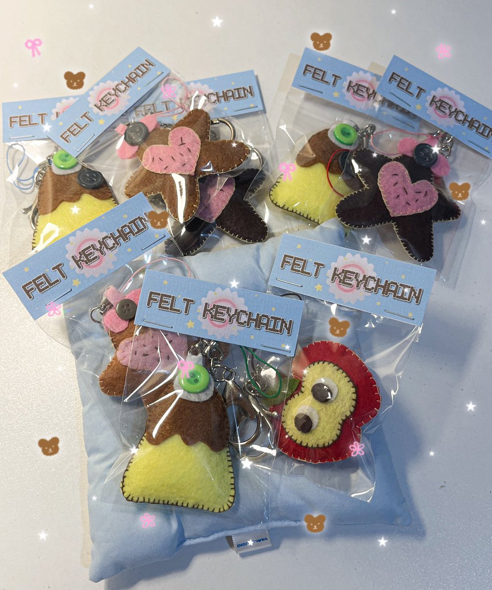 thebubblyroom's tweet photo. FELTS! :0 🍮🍎🍪⭐️ https://t.co/hOXGweLBAU