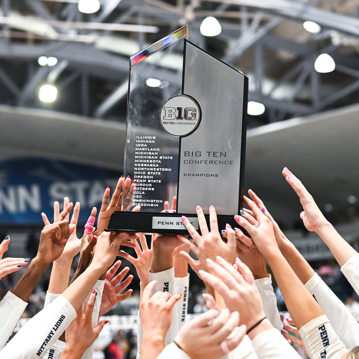 GoPSUsports's tweet photo. CHAMPION STATUS 🏆👑

#WeAre https://t.co/mgCHCoBIdH
