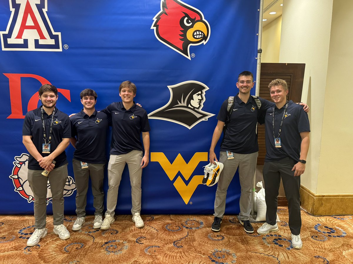 WVU_mbbmanagers's tweet photo. WHAT A WEEK!!
@WVUhoops finish the week with a 2-1 record, securing 3rd place in the Bahamas. Thank you to Mountaineer nation for showing up and being loud!!! Let’s Go Mountaineers!!!
#HailWV #LetsGo #FSSU https://t.co/B1vViJRAy8