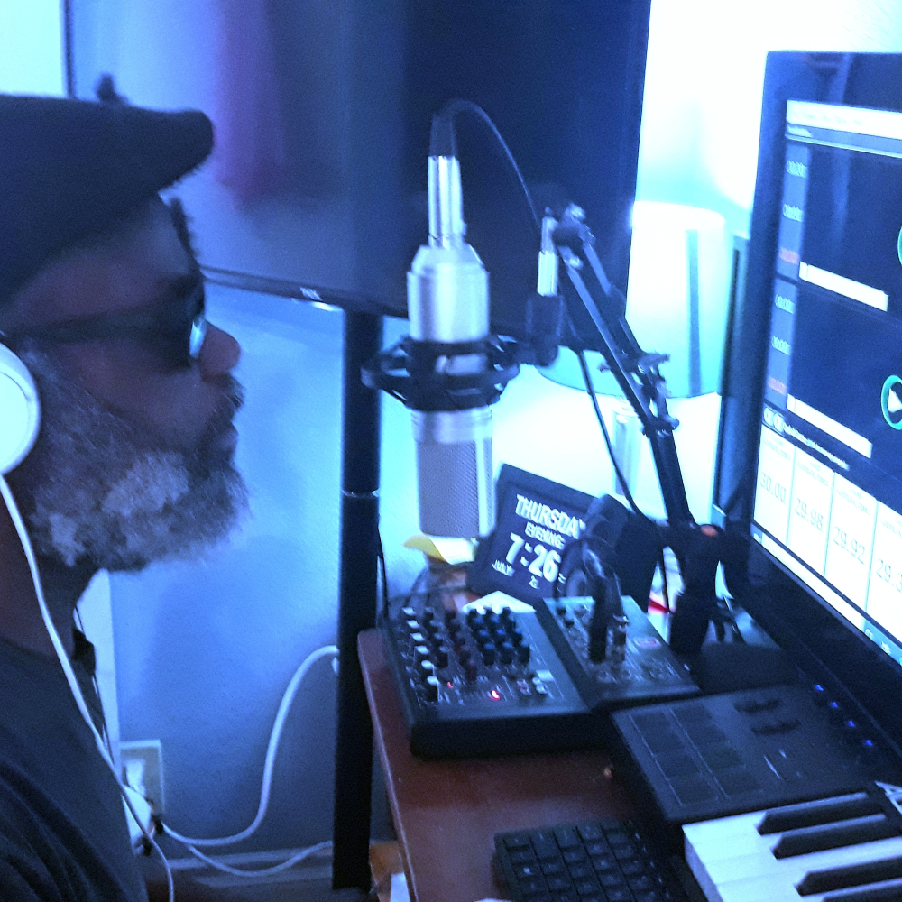 riddimradiolive's tweet photo. Happy holidays to all! Come and be part of Pure Culture Vibes this Friday at 5pm in Southern California, featuring a live broadcast and a call-in segment with radio host Jones-I on https://t.co/5zYEW5HLw6. Enjoy the stream! Reggae Radio #cvsradio1 on Google streaming channels. https://t.co/cRkOg2w5Ry