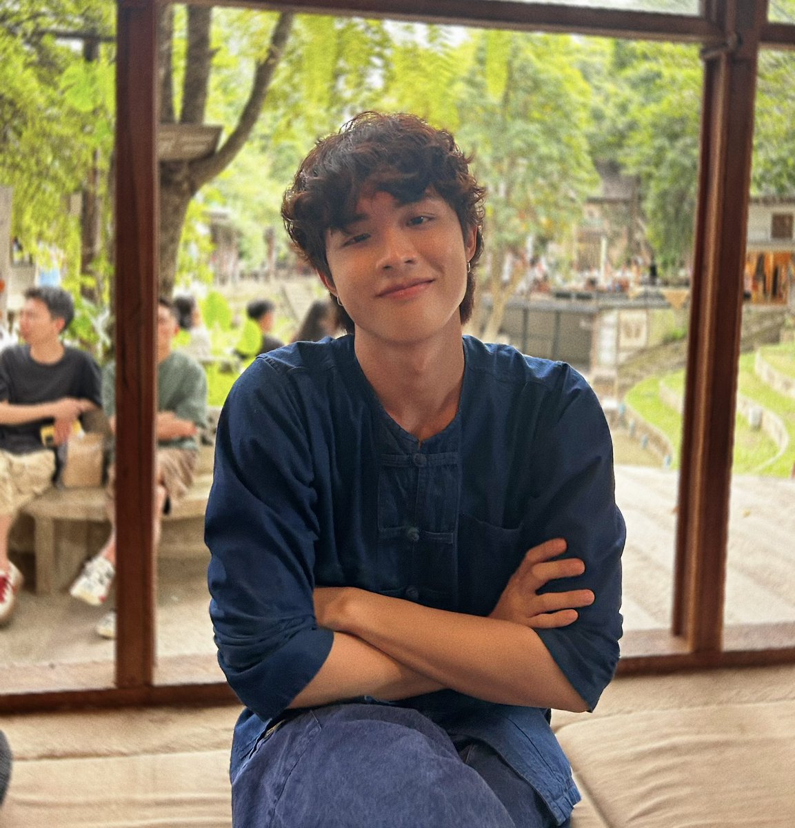 มอร์นิ่งนะค้าบทุกคนน มีใครได้ดู MV เพลง 
"อยากสอนภาษาเหนือคุณ" กันบ้างรึยังน้าา👀💗📖

#อยากสอนภาษาเหนือคุณ  
#johnnattachot
#จอห์นณัฎฐโชติ
#wayferrecords